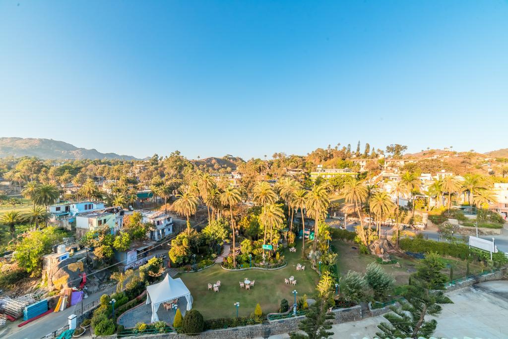 Hotel Hillock Mount Abu Exterior foto
